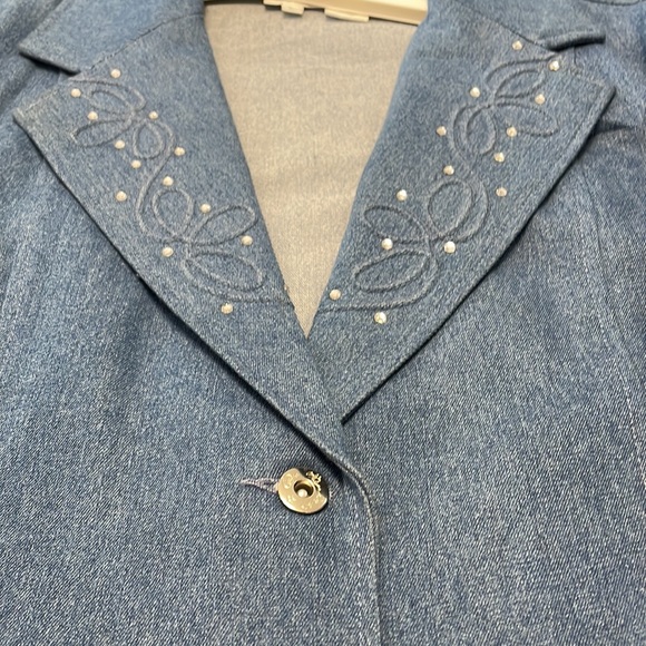 Vintage Dg2 By Diane Gilman Light Wash Denim Blazer, SZ large - Picture 8 of 9
